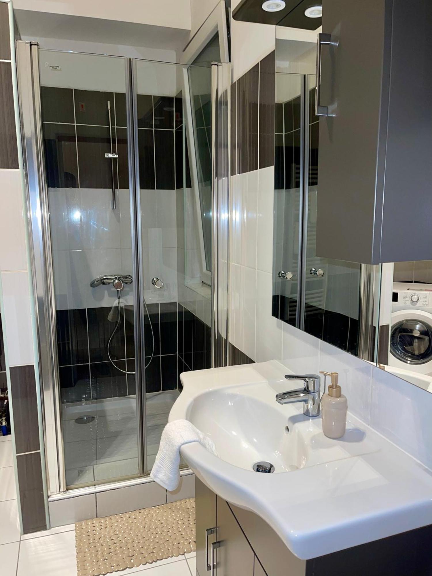 Vivien Apartment บูดาเปสต์ ภายนอก รูปภาพ